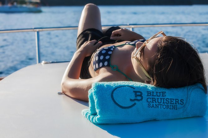 Santorini: Motor Yacht Sunset Cruise with 5-Course Dinner - What the five-course dinner is really like