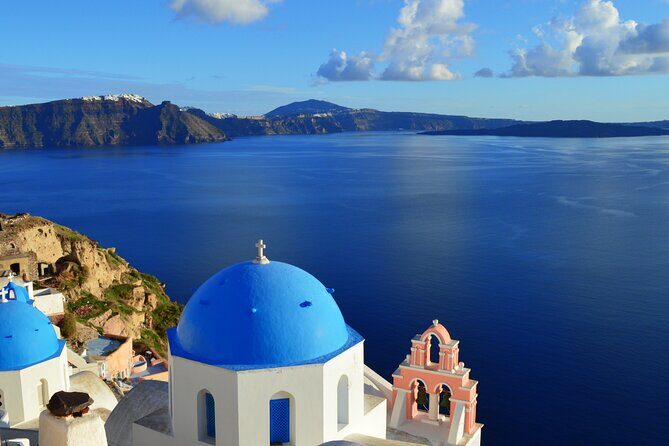 Santorini Must-See Highlights: Private Shore Tour - Red Beach: volcanic color with quick photo time