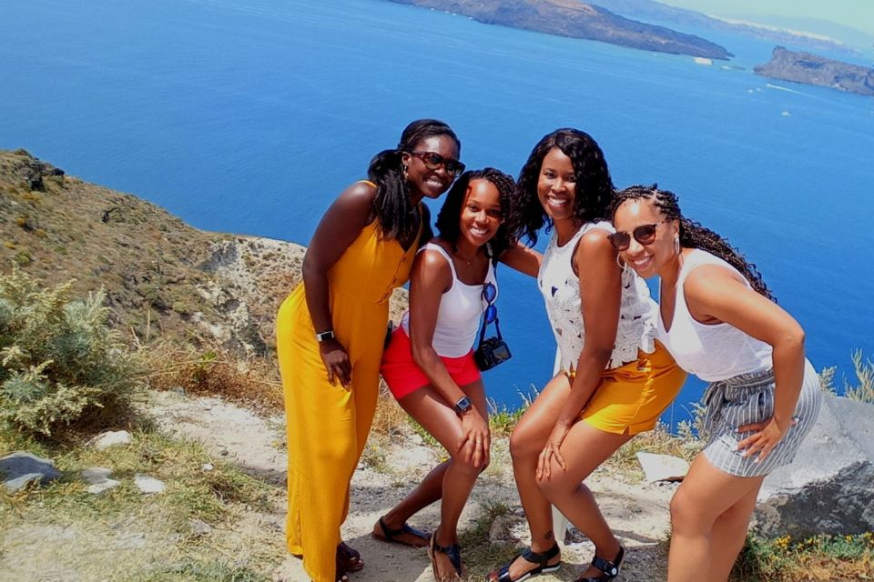 Santorini: Must-See Highlights Private Sightseeing Tour - Fira shopping and the practical end of the day