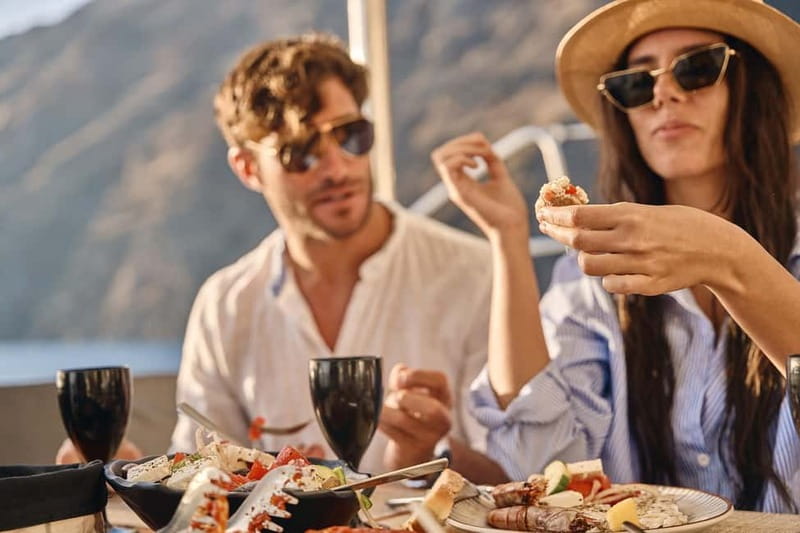 Santorini Oia: Caldera Day Cruise with Snacks & Drinks - What the $96 price really covers