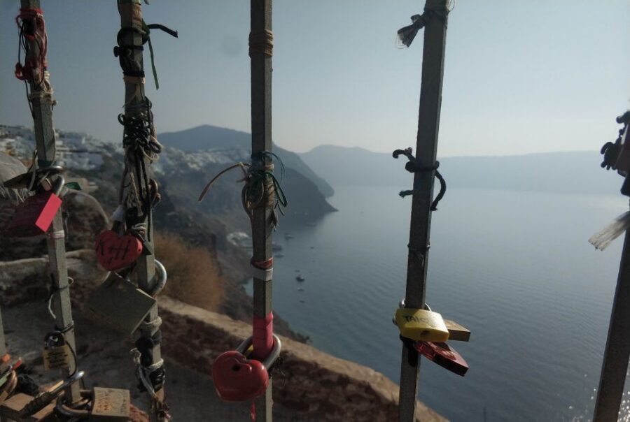 Santorini Panoramic Firostefani & Oia Blue Dome Private Tour - Blue Dome Church photo stop: the iconic moment without the full time commitment