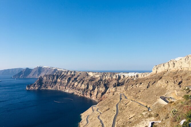 Santorini Panoramic Tour - Red Beach: striking rock, limited time