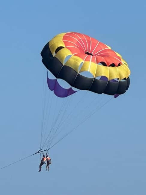 Santorini: Parasailing ExperiencePerissa,Perivolos,St.George - Key things to know before you strap in