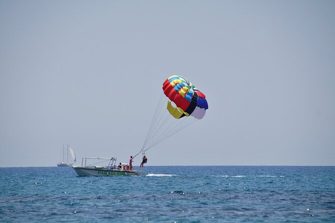 Santorini: Parasailing Flight Experience at Black Beach - Key points to know before you book
