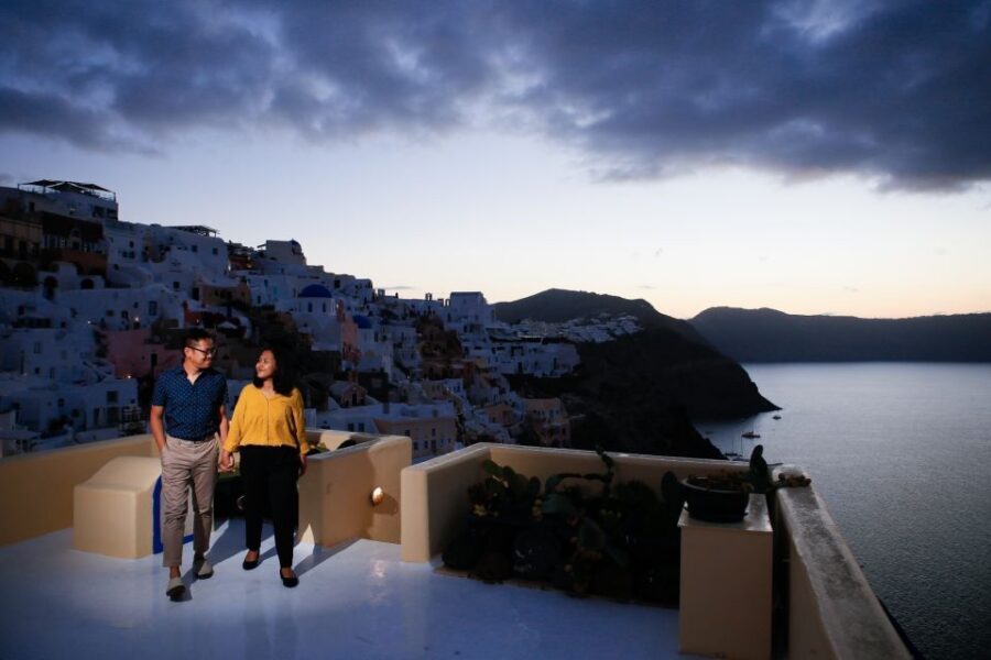 Santorini: Photo Shoot with a Private Vacation Photographer - Key Points That Matter Before You Book