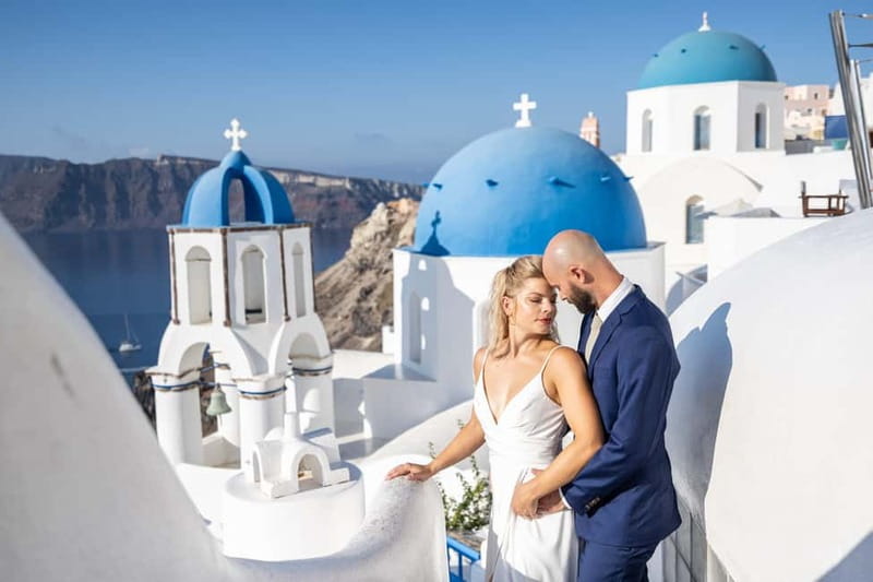 Santorini: Photo Tour With Professional Photographer - The three-hour route through Oia, Imerovigli, and the beach