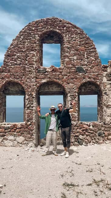 Santorini: Private 3-Hour Highlights Guided Tour with Pickup - Fira: The Orientation Stop With Fast Photo Wins