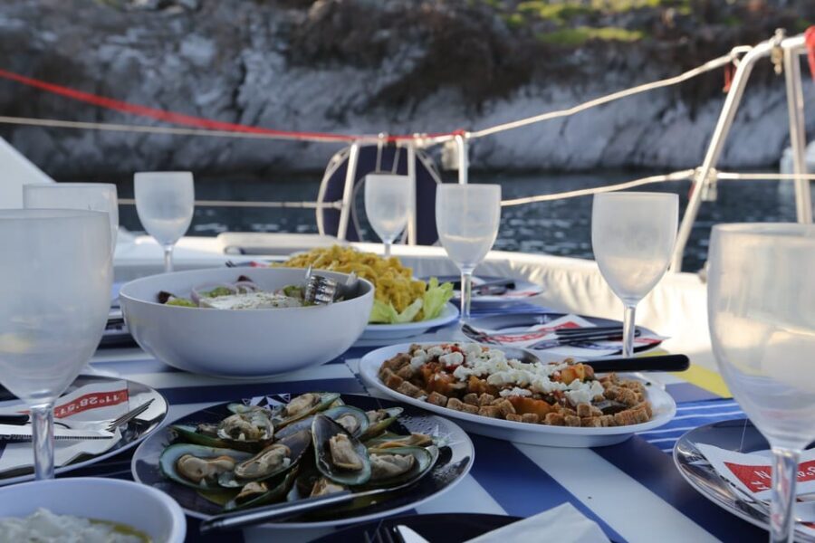 Santorini: Private Catamaran Cruise with Food & Drinks - What to pack (and what you’ll wish you brought)