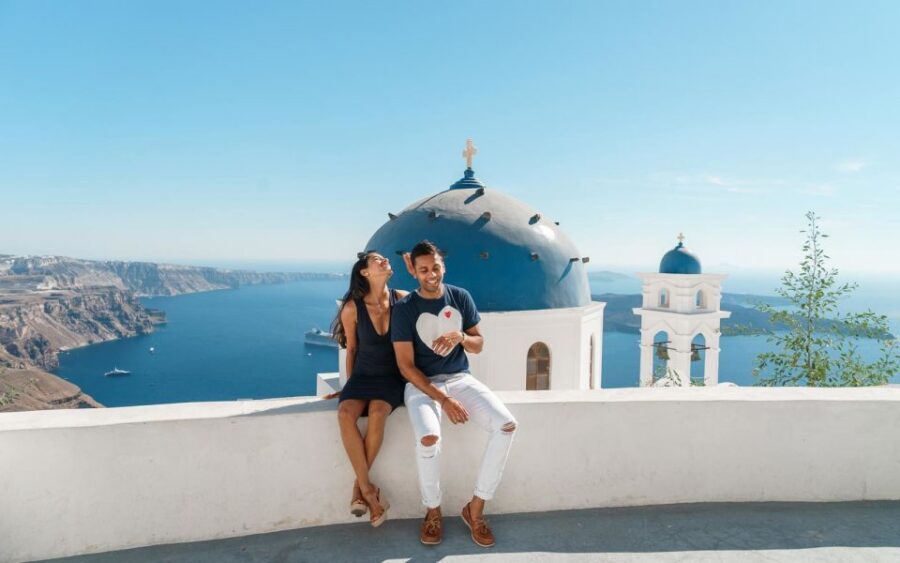 Santorini: Private Customizable Car Tour with a Local Guide - Oia Village: How to See the Most Photogenic Corners Without Losing Time