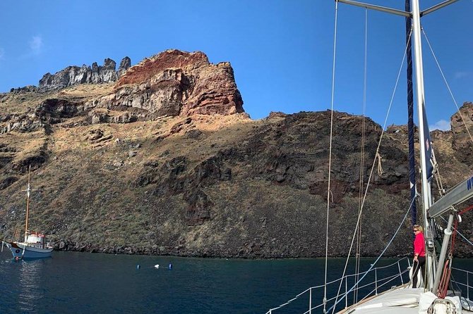 Santorini Private Daytime Sailing Tour with Meal, Drinks &Transfer included - What the $616.76 price really buys