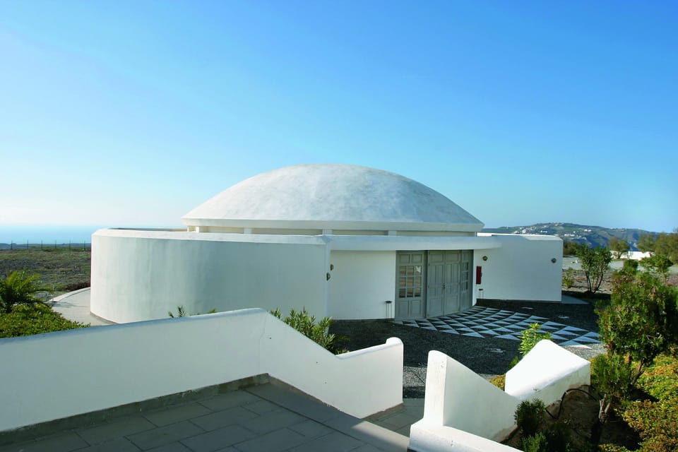 Santorini Private Daytime Wine Tour with Certified Sommelier - FAQ