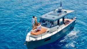 Santorini: Private Diamond 36 Motor Yacht Caldera Cruise - Thirassia: the unspoiled side of the caldera