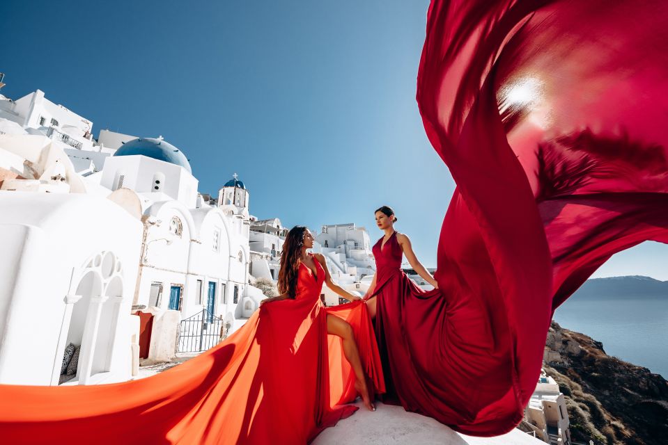 Santorini: Private Flying Dress Photoshoot Experience - Why a flying dress works so well in Santorini