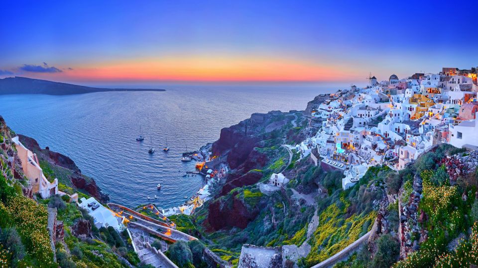 Santorini: Private Guided Sunrise Tour with a Sunrise View - Ancient Thera makes a strong start