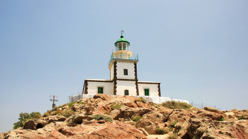 Santorini: Private Guided Sunrise Tour with a Sunrise View - Oia without the daytime crush