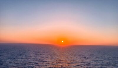 Santorini: Private Guided Tour with Sunset View - Starting with Santorini’s blue-domed church