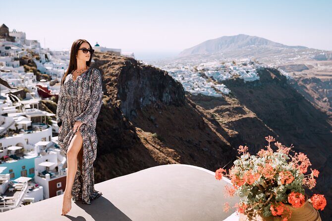 Santorini Private Photo Shoot - Tour - Meeting Point Logistics: La Maltese Caldera Concept in Imerovigli