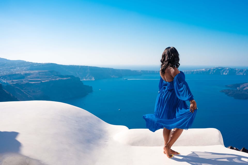 Santorini: Private Photoshoot Tour by a Pro Photographer - Who should book this Santorini photo tour?