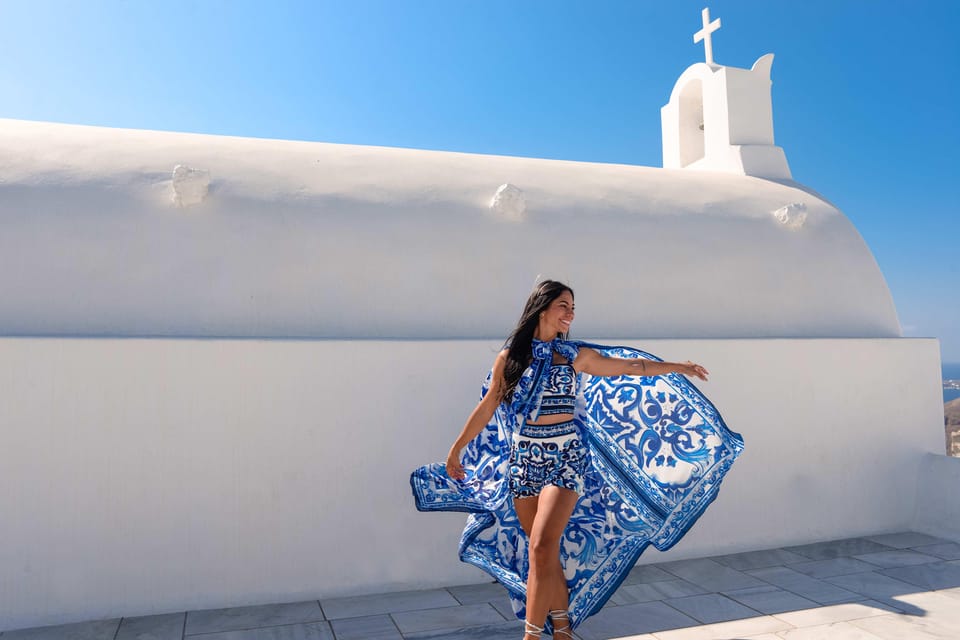 Santorini: Private Photoshoot Tour by a Pro Photographer - Why a private Santorini photo session works