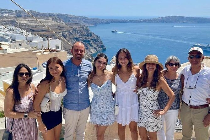 Santorini Private Roundtrip Transfer from/to Airport,Port & Hotel - Why the Driver’s Local Advice Is the Bonus