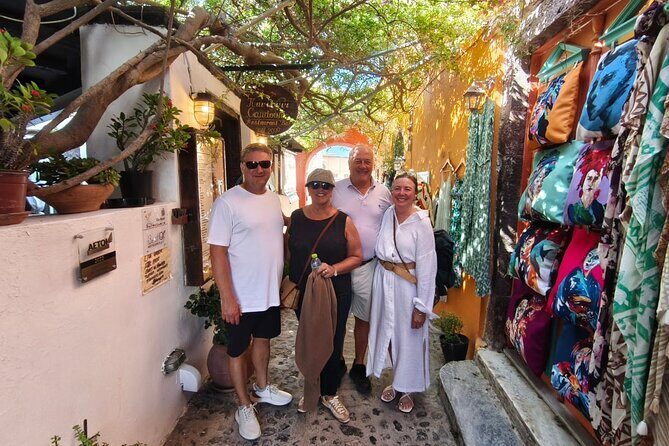 Santorini: Private Sightseeing Tour with Local Guide - Red Beach on the Akrotiri Peninsula and the Old Lighthouse