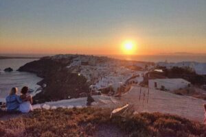 Santorini Private Tour Highlights 6h for Groups and Families - Pickups, Private Transport, and Why It Saves You Energy