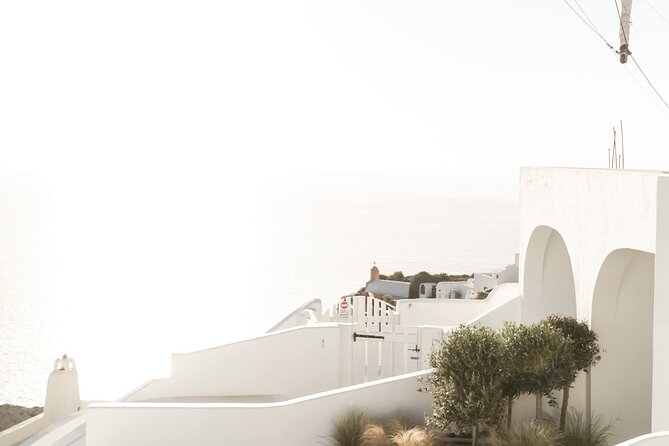 Santorini: Private Tour in the Picturesque Village of Oia - Key points to know before booking