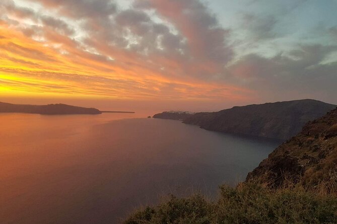 Santorini Private Tour with Panoramic Views - Pyrgos: hilltop lanes and a different side of the island