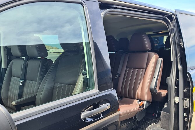 Santorini Private Transfers | Any Pick-Up to Any Destination - Leaving Athinios port without the usual guesswork