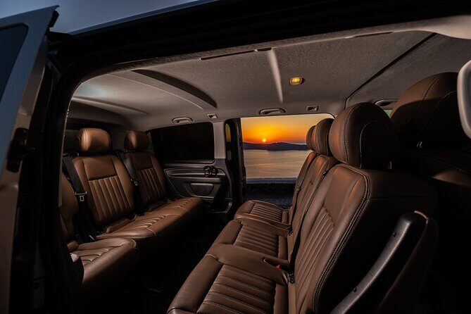 Santorini: Private Transfers To / From the Airport (JTR) - Local Driver Tips: Small Advice That Can Save You Hours