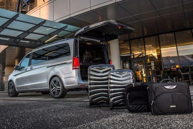 Santorini Private Transportation Services - What the 15 to 35 minutes really means