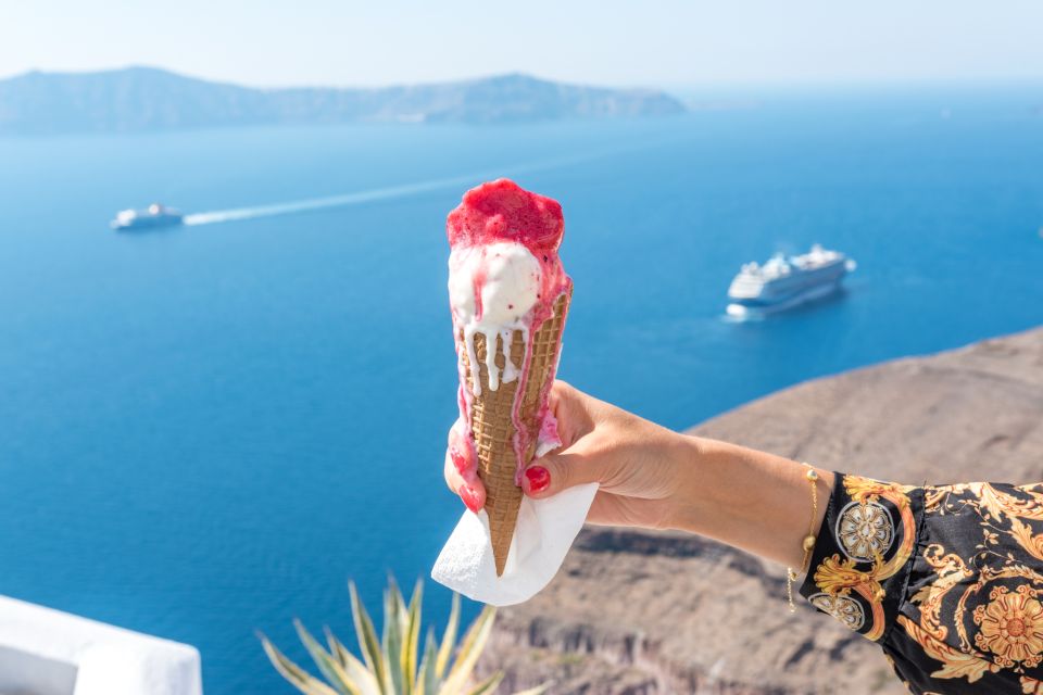 Santorini: Private Vistas Morning Hike inc. tastings - Who will enjoy this morning best
