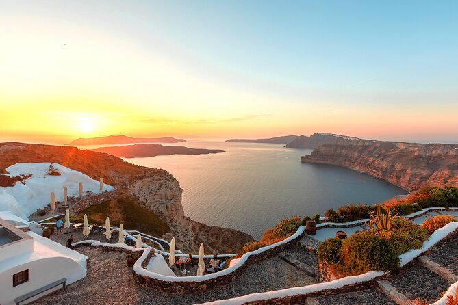 Santorini Private Wine Tour at Sunset with Tastings and Pictures - Pickup on Santorini: how to avoid the most common timing headache