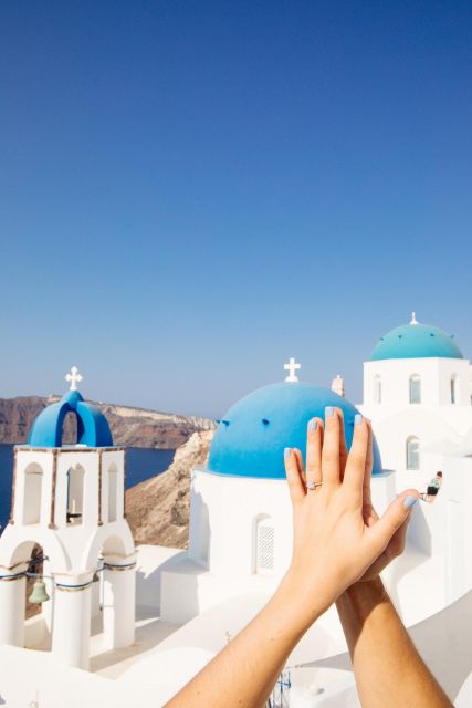 Santorini Proposal: A Luxury Photoshoot for Your Yes! Moment - What the photography style means for you