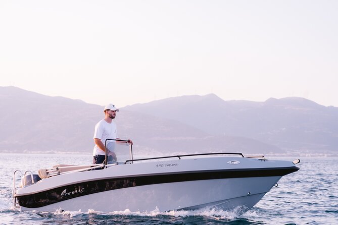 Santorini Rent a Boat - License free private cruise - Safety, instructions, and weather