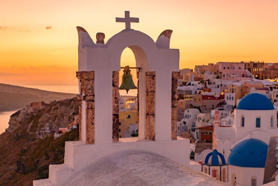 Santorini: Romantic Sunset Caldera Cruise with Dinner - Quick hits before you go