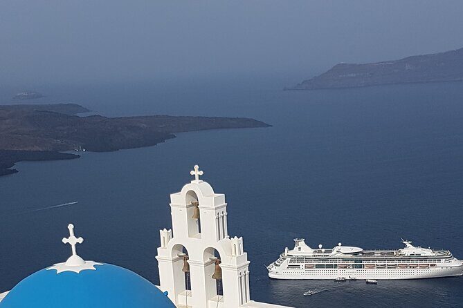 Santorini Round Tour - Red Beach Photos, Black Beach Swim or Lunch