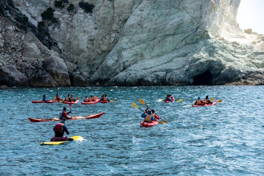 Santorini: Sea Kayaking with Light Lunch - Lunch and the Taverna Meal: Local Food Without the Tourist Trap