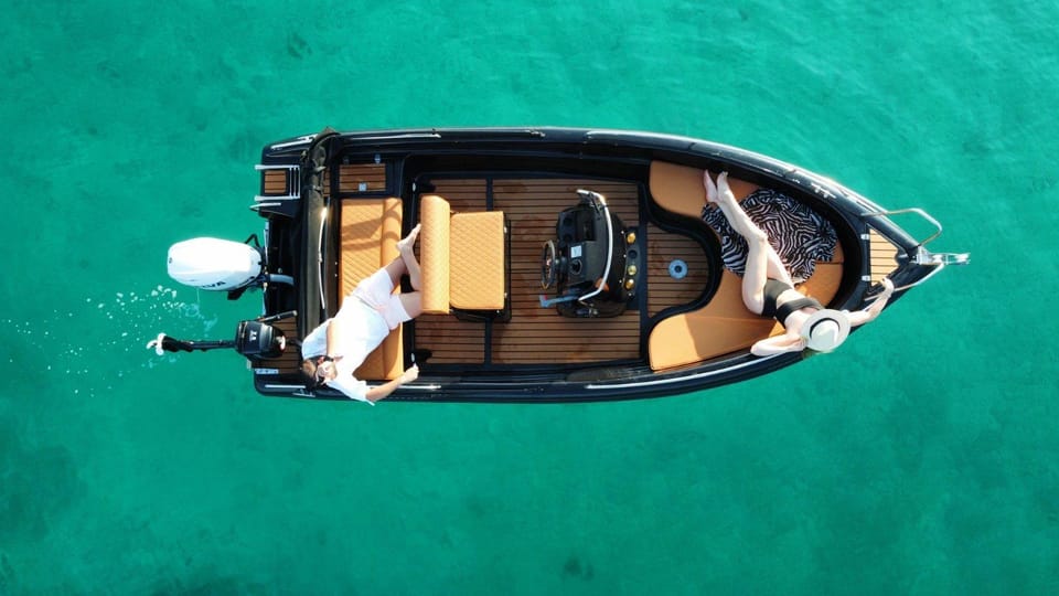 Santorini: Self-Drive Boat Rental without Boat License - Thirasia for a Break and a Meal