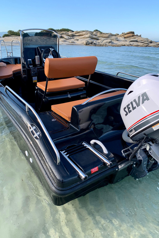 Santorini: Self-Drive Boat Rental without Boat License - Timing, Comfort, and Who Will Enjoy It Most