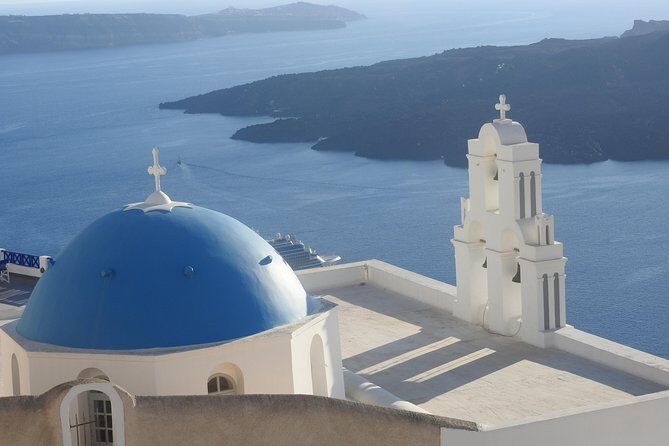 Santorini Sightseeing Half Day Private Tour - Pickup in Santorini and the cruise-ship cable car connection