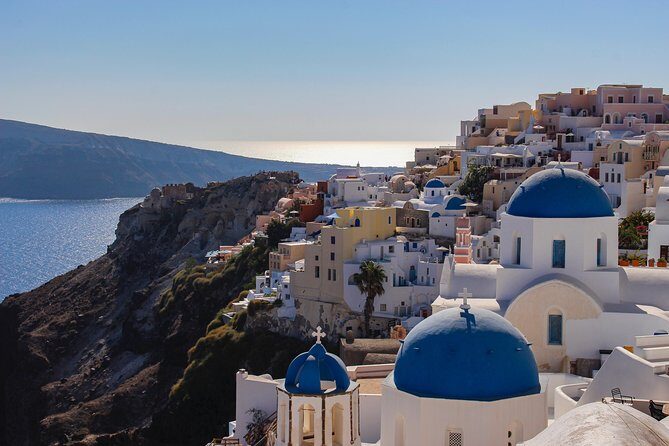 Santorini Sightseeing Half Day Private Tour - The chauffeured air-conditioned ride: why comfort matters on Santorini