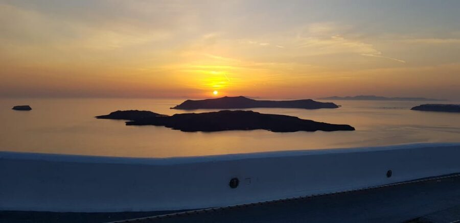 Santorini: Sightseeing Island Tour (Private) - A Wi-Fi, A/C van makes the day feel easier