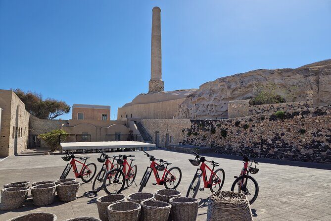 Santorini Small Group Guided E-bike Tour & Local Tomato Museum - Why southern Santorini works so well on an e-bike