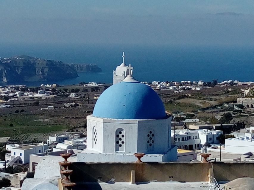 Santorini: Small-Group Highlights Tour of Venetian Castles - Perivolos black-sand beach: swim, relax, and choose your own lunch
