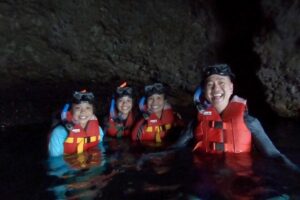 Santorini Stand-Up Paddle and Snorkel Adventure - Tow-back and rough-water reality: how the tour handles choppy conditions