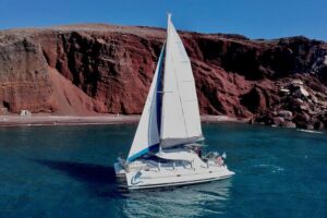 Santorini: Standard Small-Group Catamaran Cruise with Food/Drinks - The buffet and drinks: what’s included and what that means for value