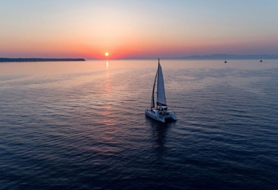 Santorini: Sunset Cruise with Swim Stops, Dinner, and Drinks - Group Size and Crew Style: How Your Comfort Will Feel