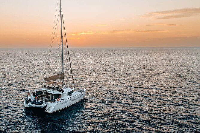 Santorini Sunset Sailing Cruise: Dinner, BBQ, Open Bar, Transfers - Included transfers: less stress, more vacation