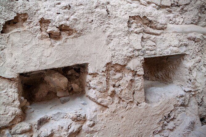 Santorini: Ticket for Akrotiri Archaeological Site - Building your Santorini day: pairing Akrotiri with Fira’s prehistoric museum